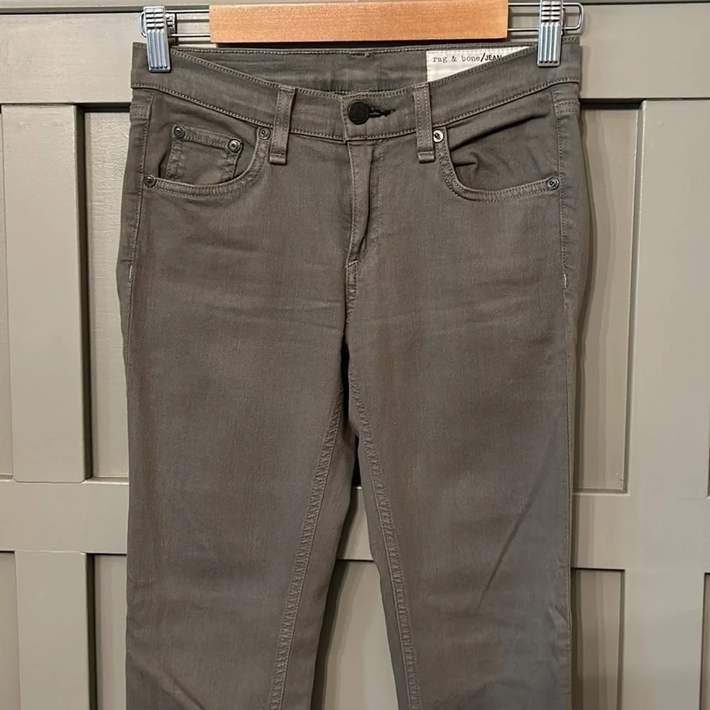 Rag & Bone Skinny Jeans in Army Green Size 25